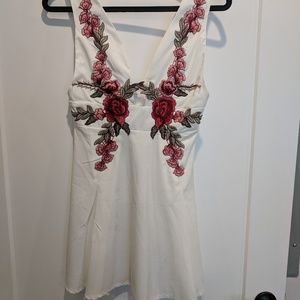Embroidery dress